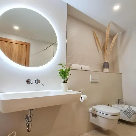 Avanoa - Apolo Xvi *